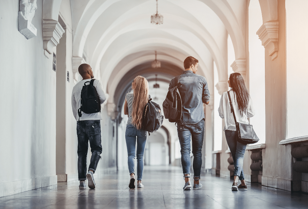 University Bound Checklist: From Packing Your Things to Mental Preparation