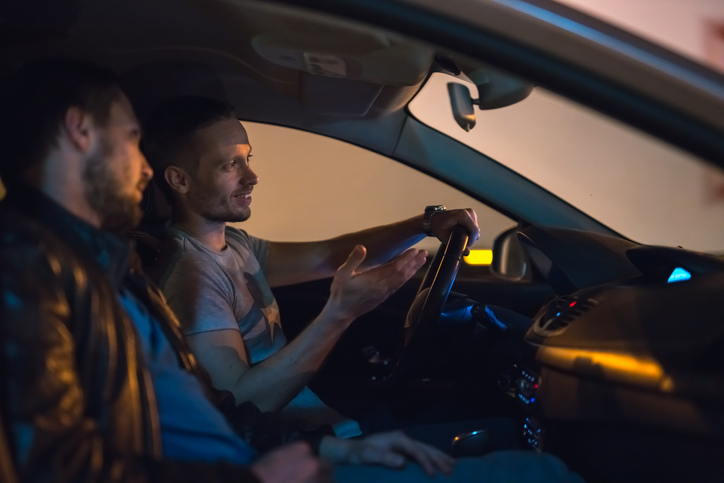 A G1 driver with a fully licensed supervisor in the passenger seat, ensuring proper supervision and compliance with Ontario’s learner driving and alcohol rules.