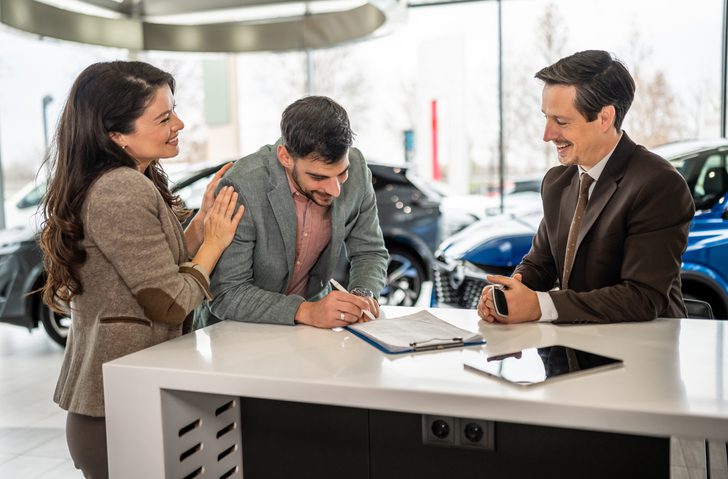 A professional broker discussing how to build coverage with the future in mind.